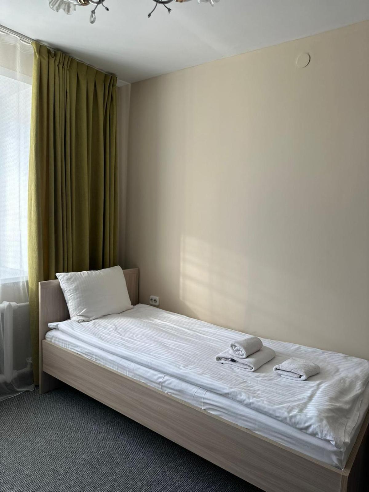 Гостиница Kokshe Inn Kokshetau Ngoại thất bức ảnh