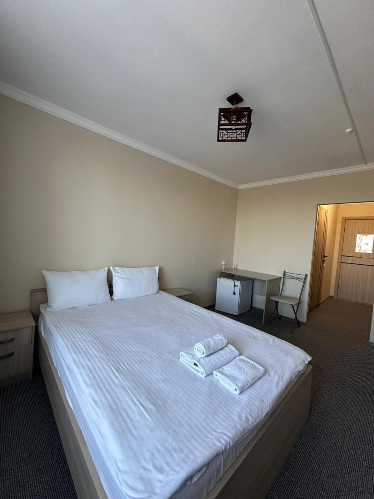 Гостиница Kokshe Inn Kokshetau Ngoại thất bức ảnh